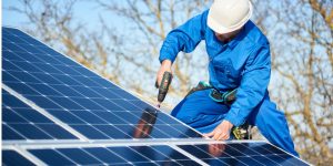 Installation Maintenance Panneaux Solaires Photovoltaïques à Soleilhas